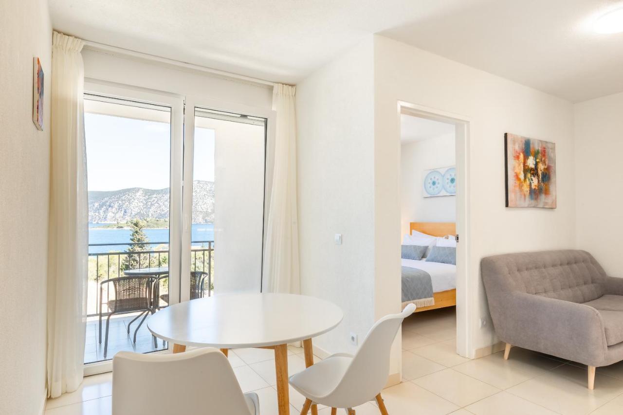 Kis Residence - Adults Only Kneza Exterior foto