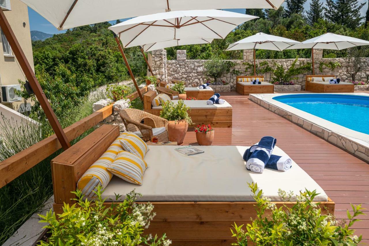Kis Residence - Adults Only Kneza Exterior foto